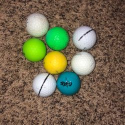 8 Golf Balls