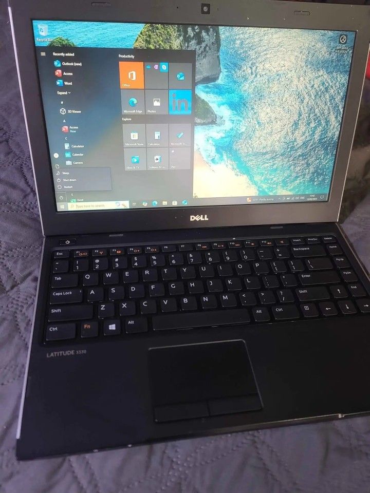 DELL LATITUDE 3330 I5 WINDOWS 10 PRO
14 INCH SCREEN
8GB RAM
I5