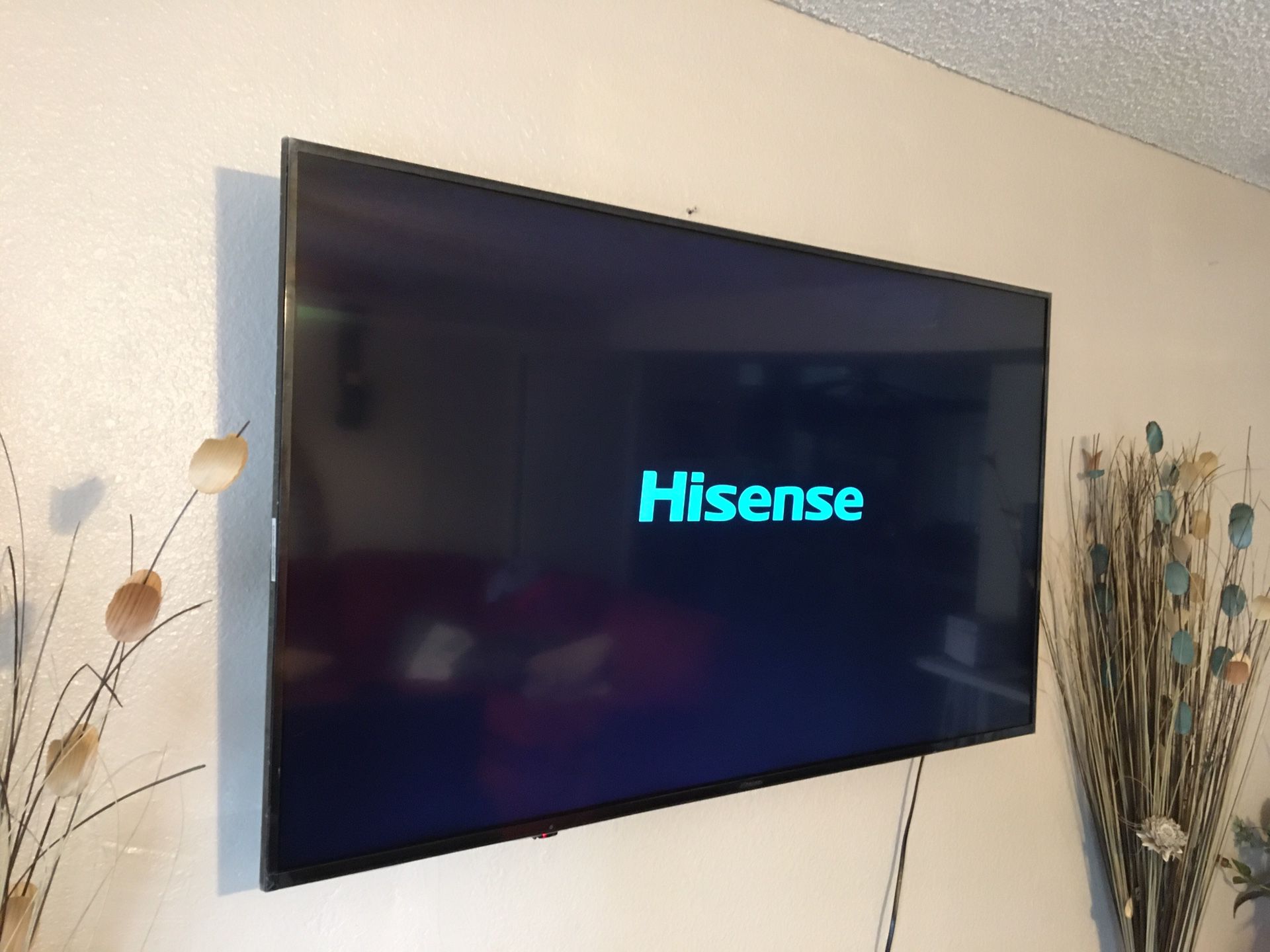 55” smart tv HISENSE