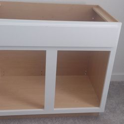 Vanity /cabinet /whatever
