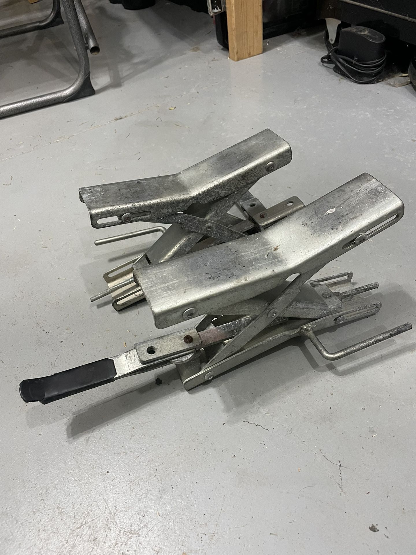 Camper Wheel Chock Stabilizers