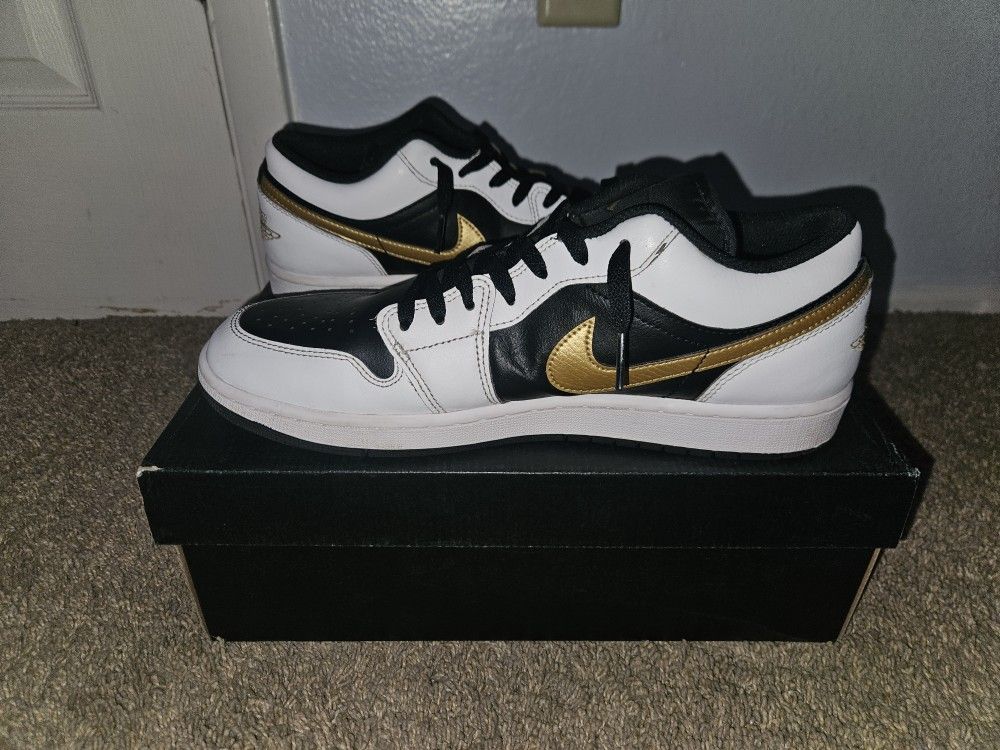 Air Jordan 1 Low White Gold Black - Size 11 - Good Used Condition