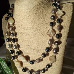 New BLUE PEARLS and SHELLS Necklace 