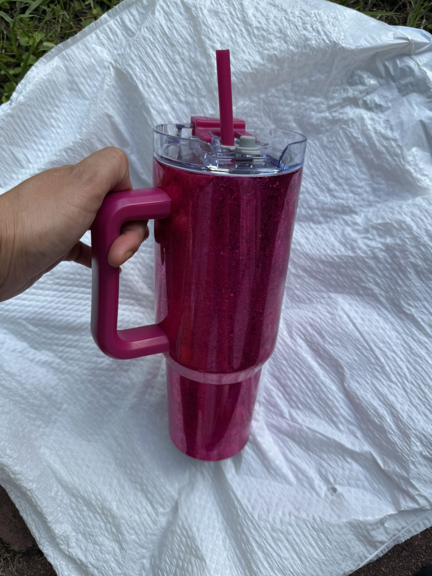 STAINLESS STEEL TUMBLER 45 fl new pick up at Timber Dr garner