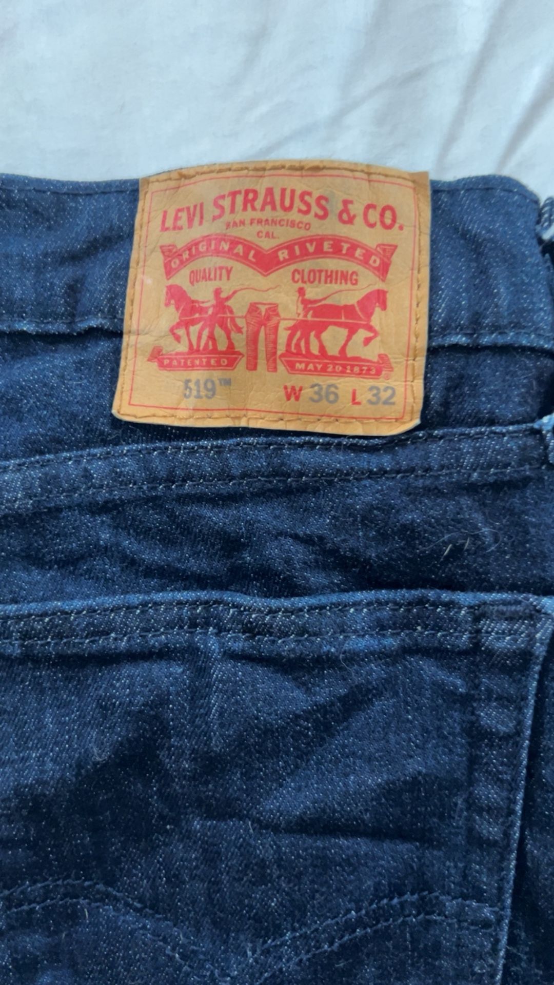 Mens LEVIS 519 Skinny 36/32  