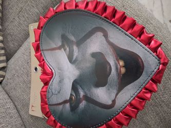 IT the clown hand bag