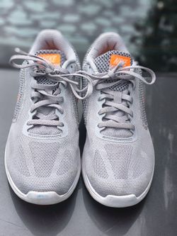 Nike Revolution Running