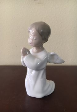 Lladro: 4538 angel, praying