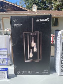 Artika Yale Pendant Light BNIB $40