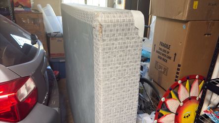 Adjustable metal bed frame and queen box spring