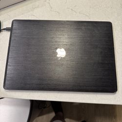 2018 15 Inch MacBook Pro With Touch Bar