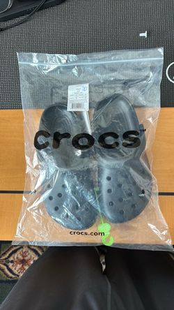 Crocs Classic Clogs Black Size 6 men’s 8 women’s