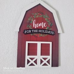 Holiday Barn Decor