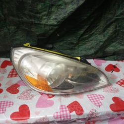 2011-13 Volvo S60 Right Headlight 