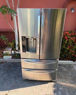LG French Door Stainless Steel Refrigerator