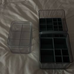 Makeup organizer and jewelry box