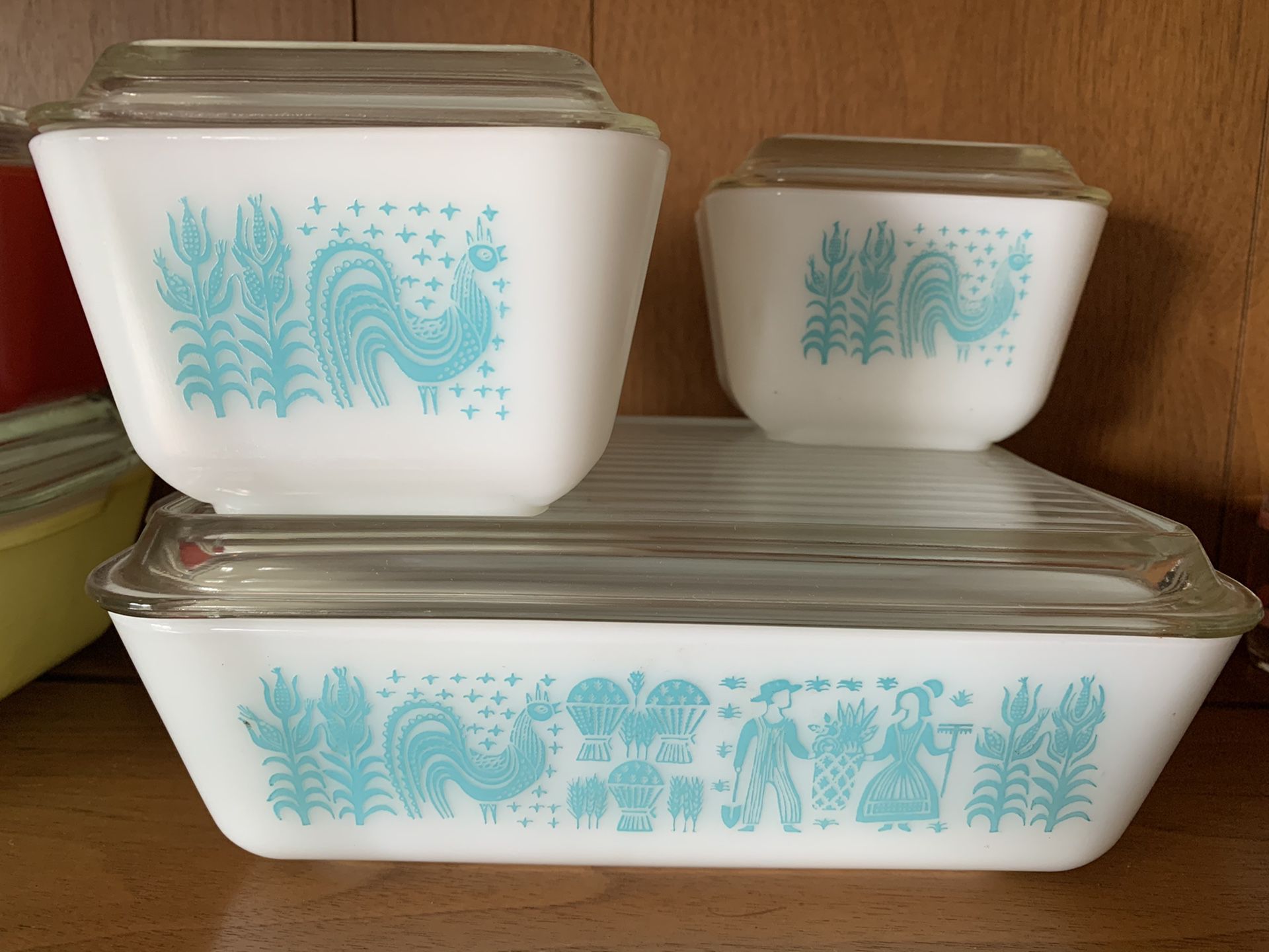 Vintage Pyrex Amish Butterprint Refrigerator Dishes Turquoise White