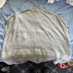 Like New(Only Tried On!) Women’s Sweater Poncho Pull Over