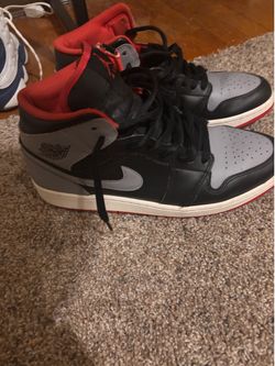 Jordan 1s size 12