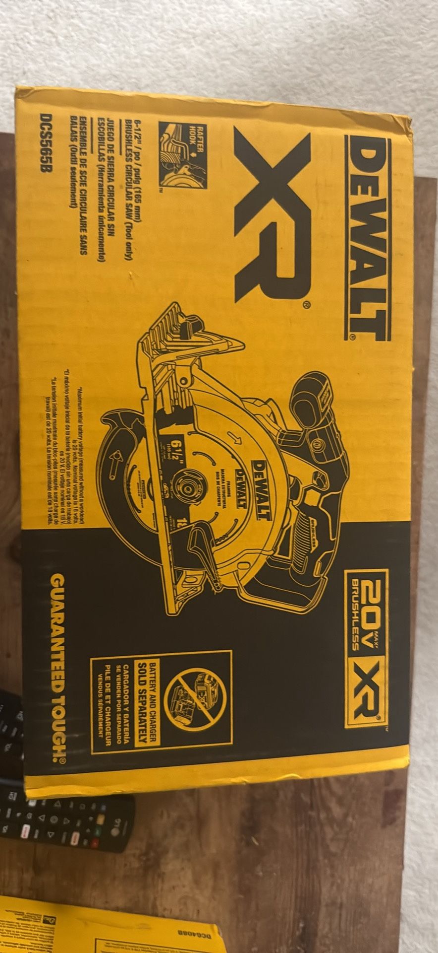 DEWALT circular Saw