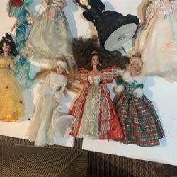 8 Collectible Dolls 