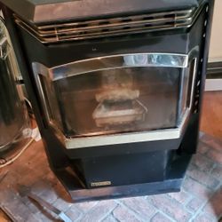 Pellet Stove Harmon Advance With Backup Battery Power 