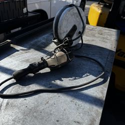 Light/ Extension Cord Retractable 