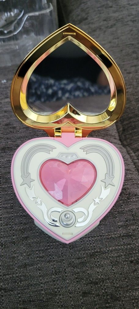 Sailor Moon Proplica Cosmic Heart Compact (Brilliant Color Edition)
