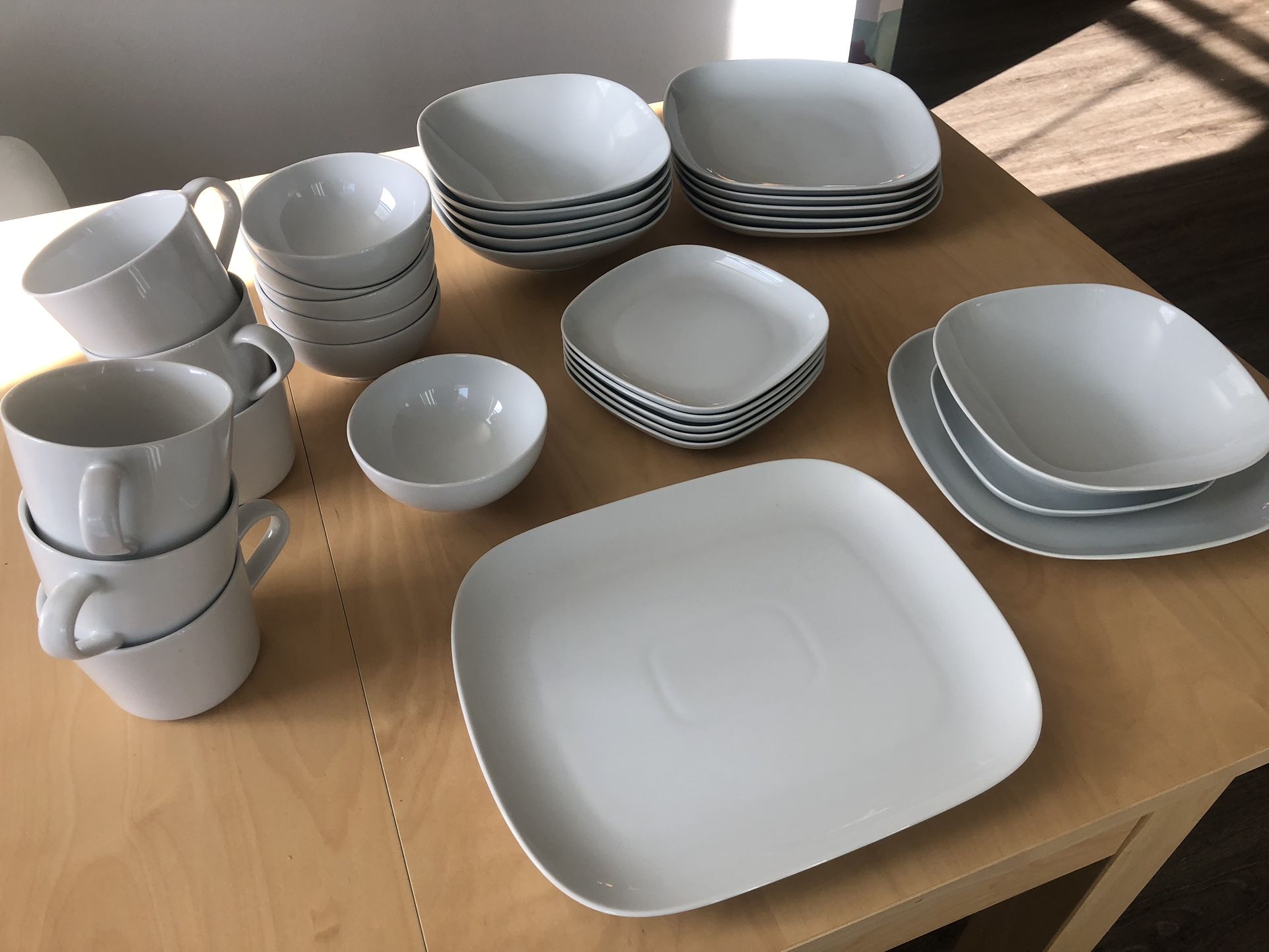 New IKEA Dinnerware Set for Sale in Redmond, WA