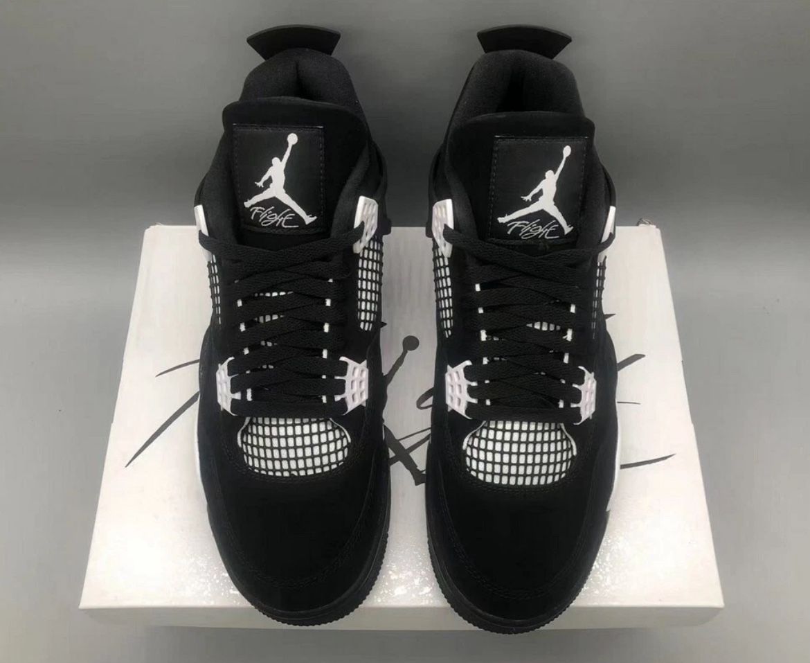 Size 10 Air Jordan 4 Retro