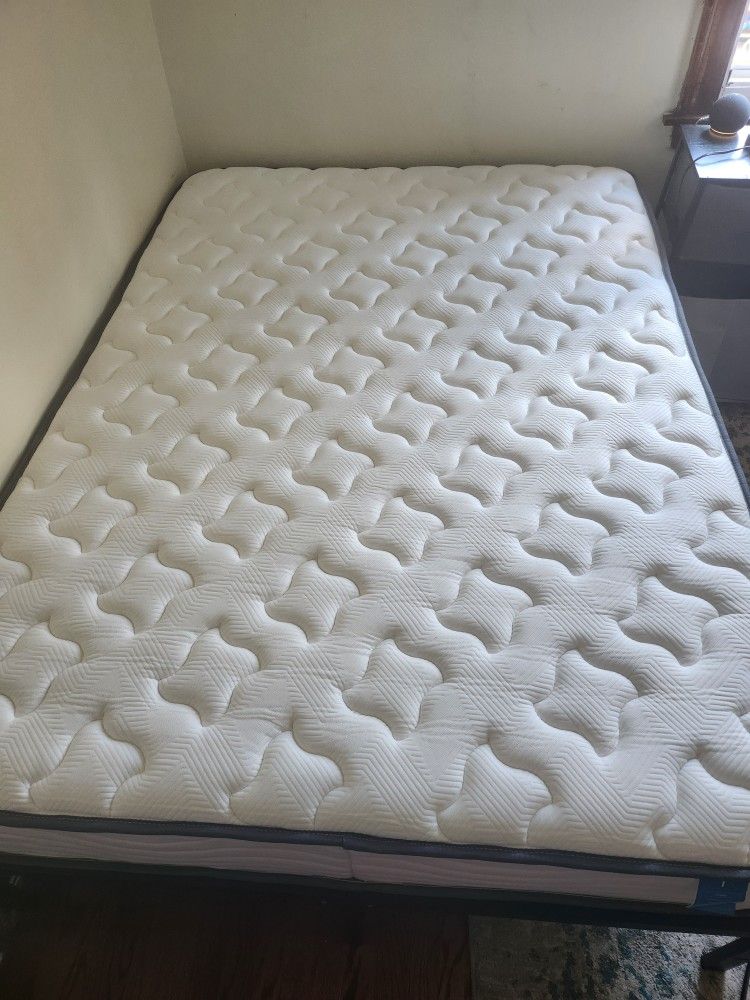 Full size mattress 10inch + bed frame 14 inch