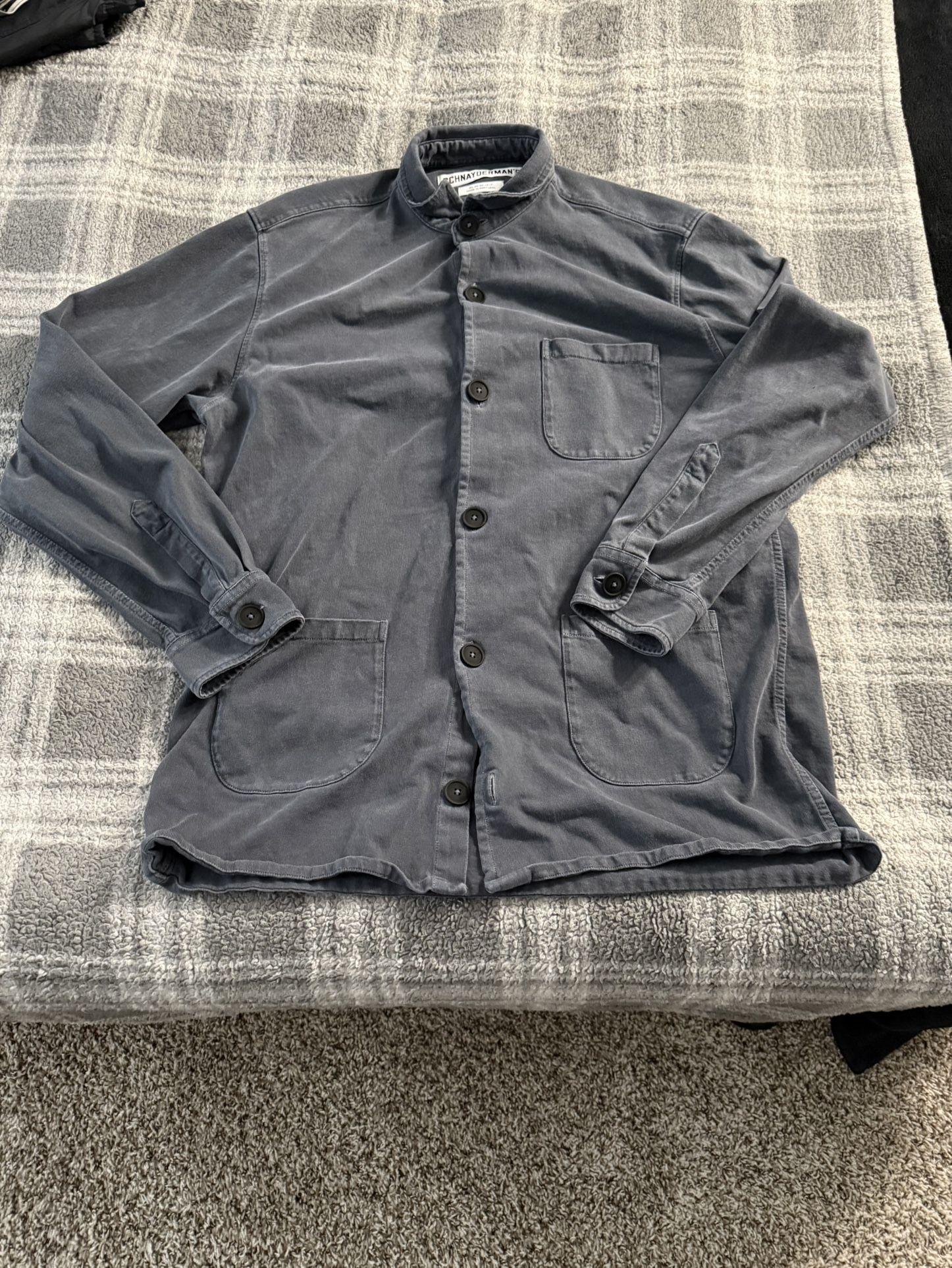 Schnayderman’s Button Up