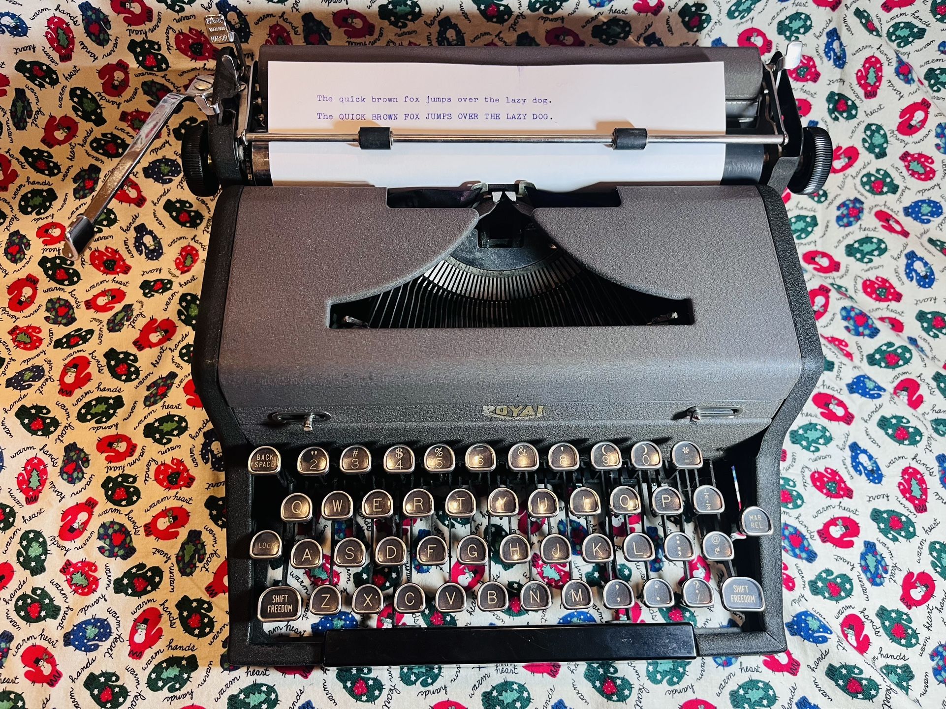 Royal Quiet De Lux Typewriter In Great Condition