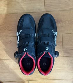 Peloton Spin Shoes (size 45)
