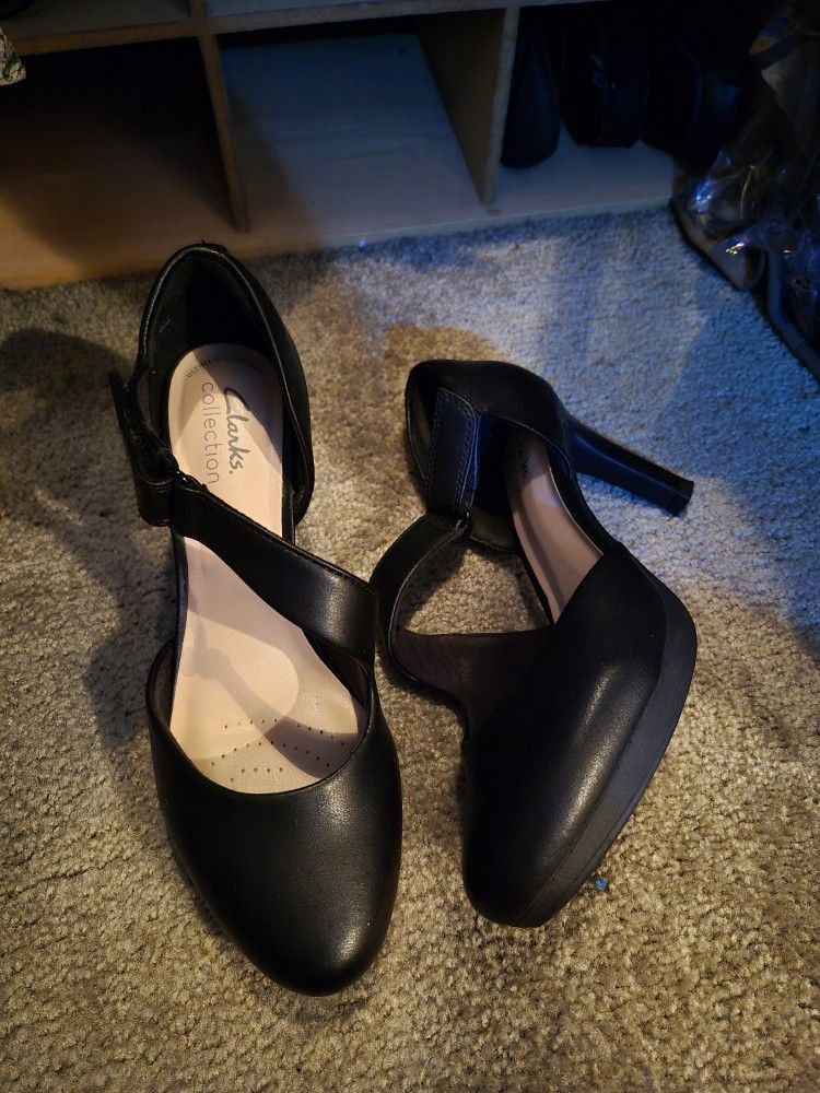 Clarks Heels (Used Once/ Size 7)