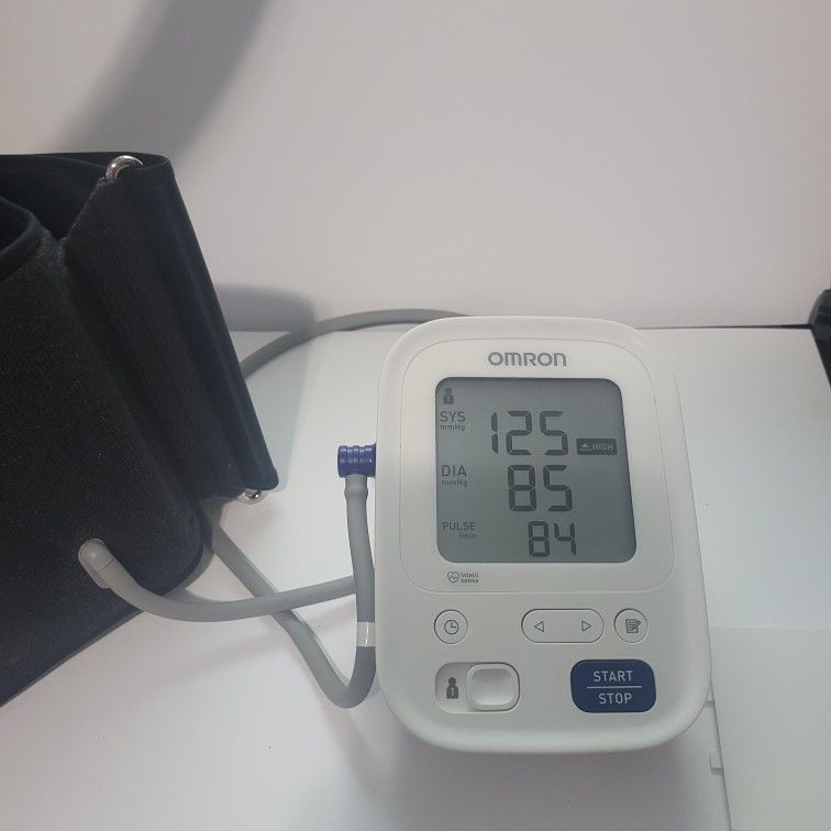 Omron 5 Series Upper Arm Blood Pressure Monitor; 2-User, 100-Reading Memory, Soft Wide-Range Cuff, #1 Dr. Recommended by Omron, White, Large