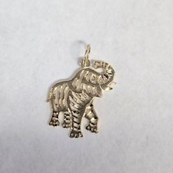 14kt Gold Elephant Charm