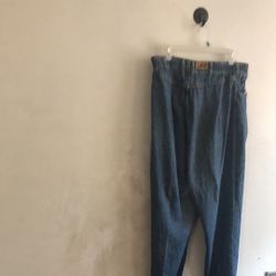 Levi’s mom jeans size 18
