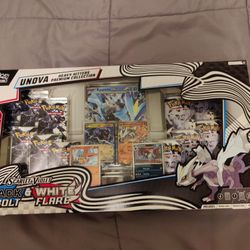 Pokemon Scarlet And Violet: Unova Heavy Premium Collection