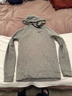 Nike Dri-Fit Gray Pullover Hoodie