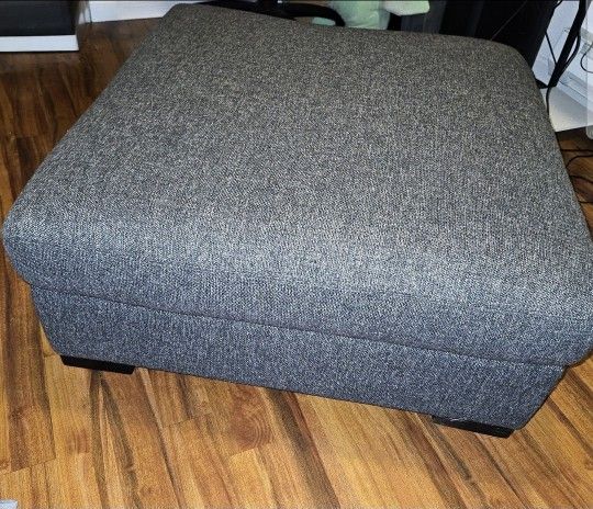 Room & Board Metro Square Ottoman 36x36
