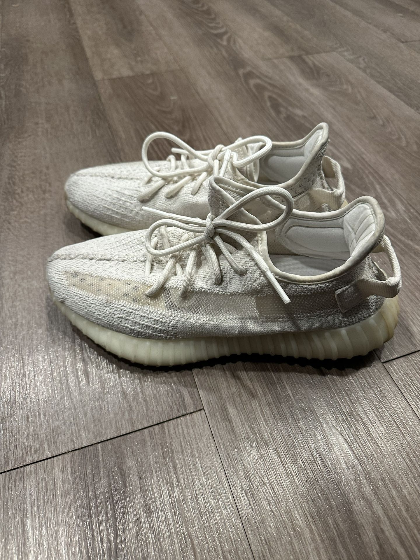 Yeezy Size 9
