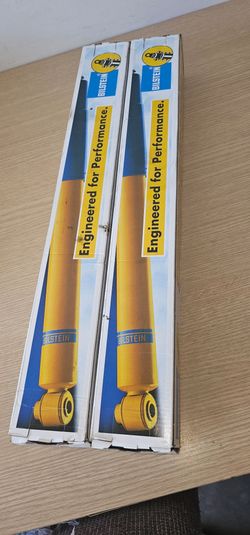 Bilstein 4600 Front Set Shock Absorbers for Silverado & Sierra 1500
Juego de 2 enfrente amortiguadores Bilstein 4600 para Silverado y Sierra 99-06