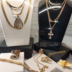 #2036, LOT VTG SIGNED AND UNSIGNED AVON,  & GOLD PLATED, NECKLACES, RING, BRACELET, BROOCHES
