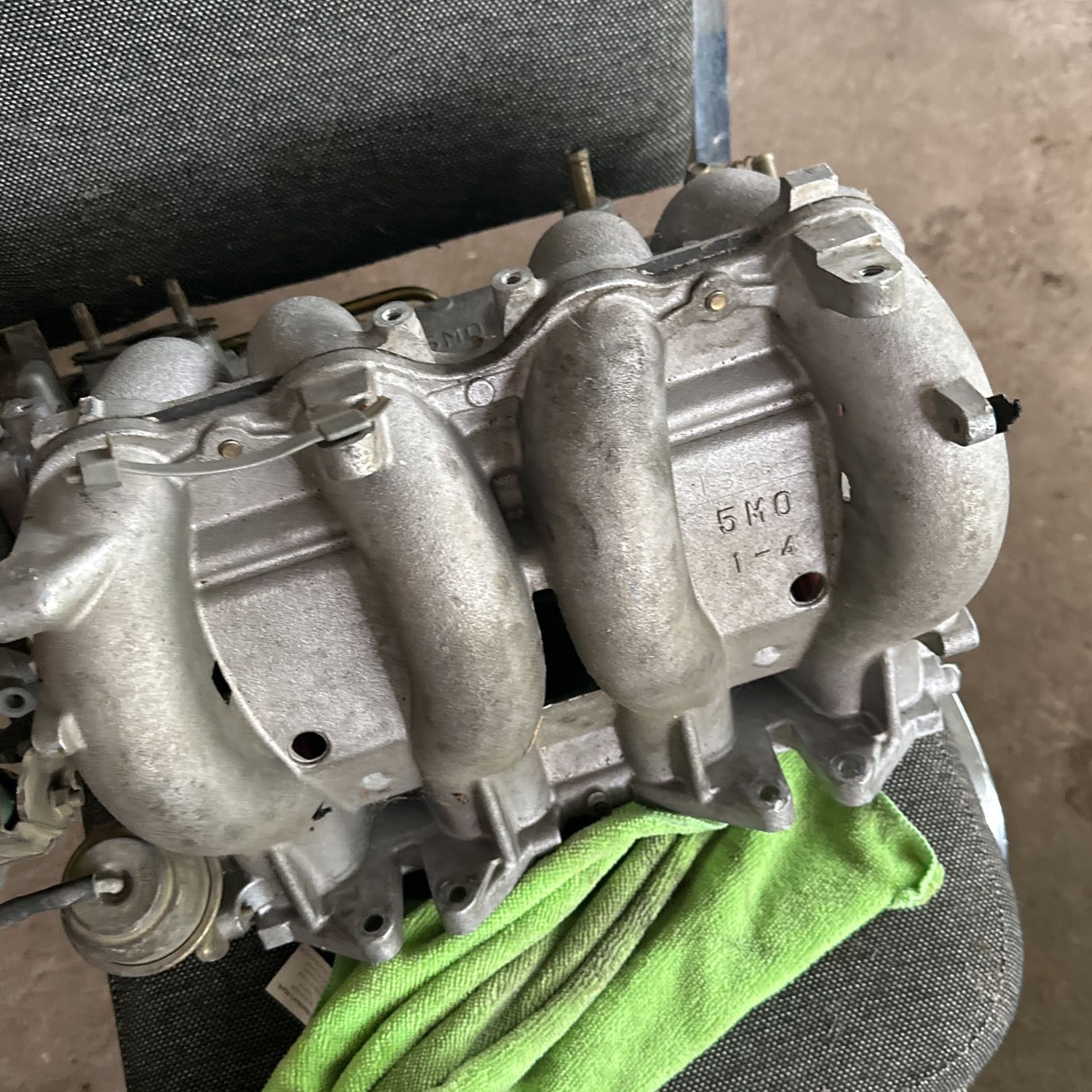 2000 -2006 Nissan Sentra Intake Manifold With Throttle Body