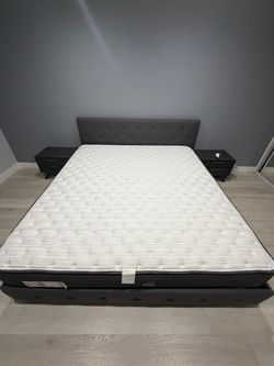 Beautyrest Silver King Size Mattress – Excellent Condition