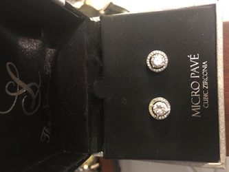 Sterling silver halo earrings brand new