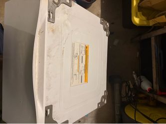 LG 27” washer/ dryer pedestal