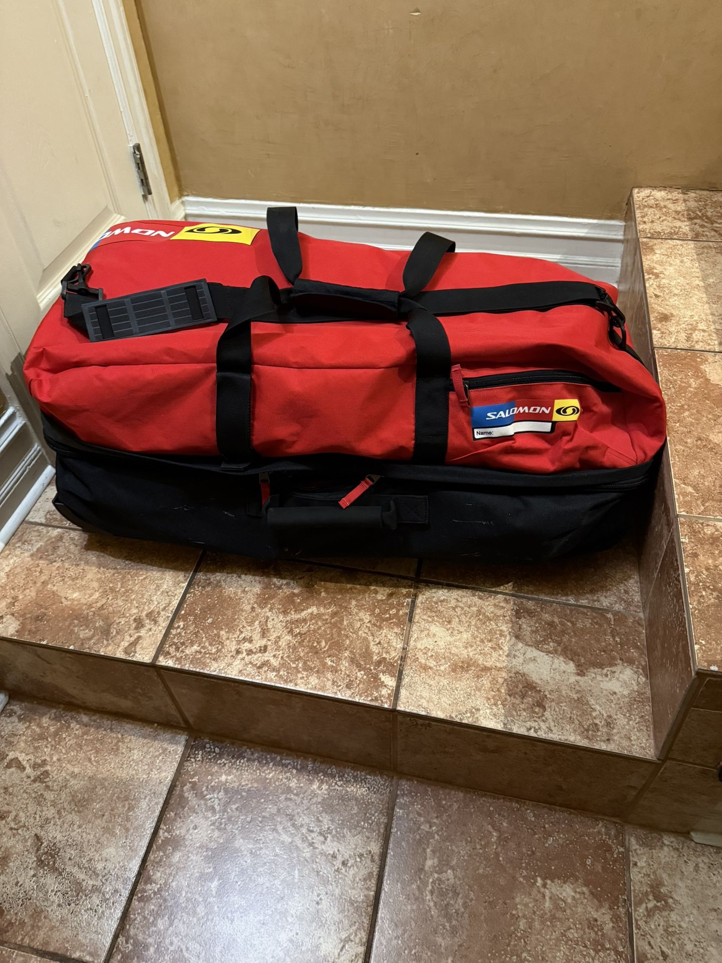 Salomon Wheeled Ski gear/boot Travel Bag