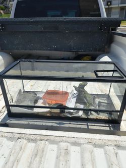 Used terrain aquarium for ur pets